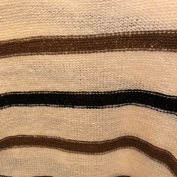 Universal thread sweater - Picture 3 of 5